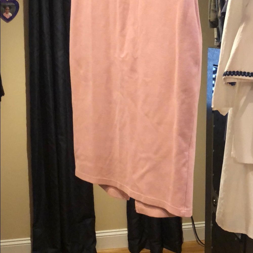 Dress - Picture 4 of 4